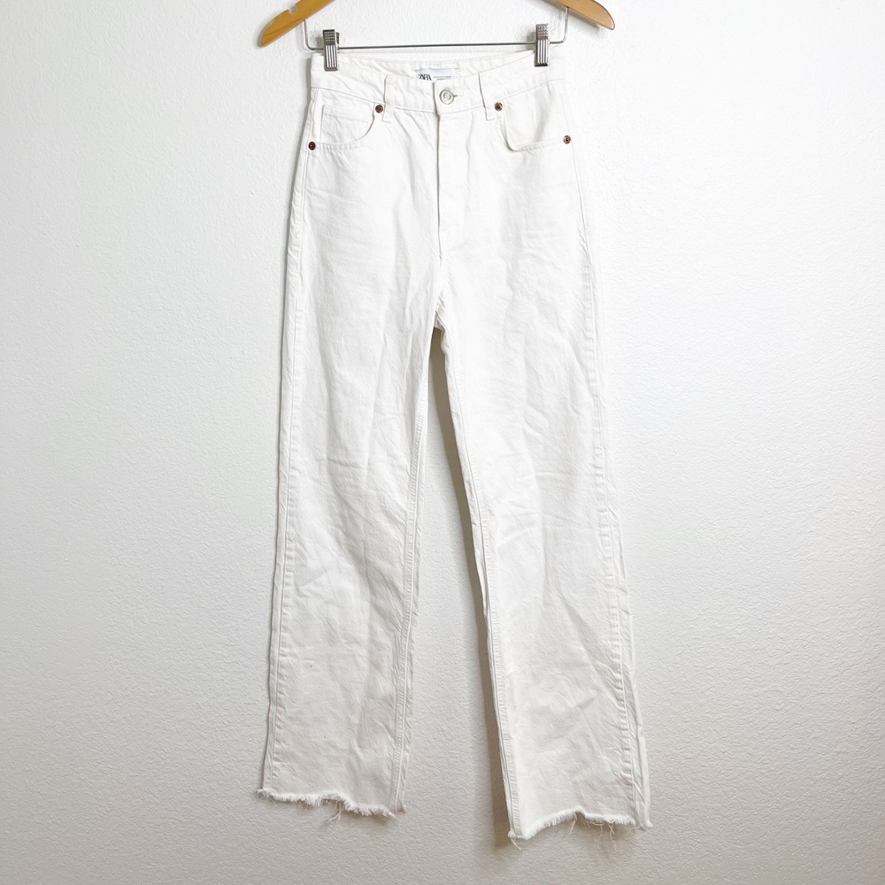 Zara Womens High Waisted Straight Leg Raw Hem White Denim Jeans Size 2